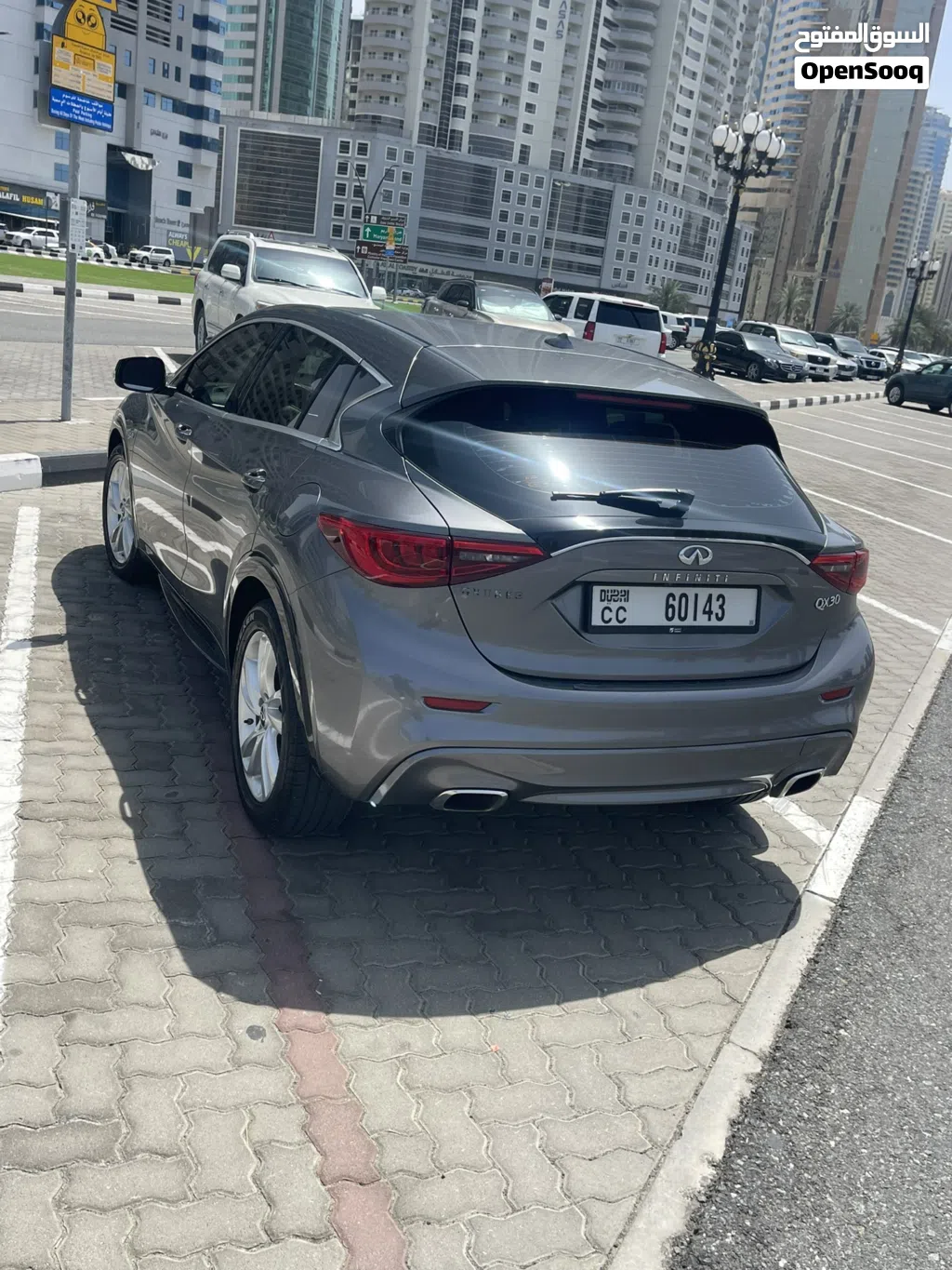 إنفينيتي QX30 Pure