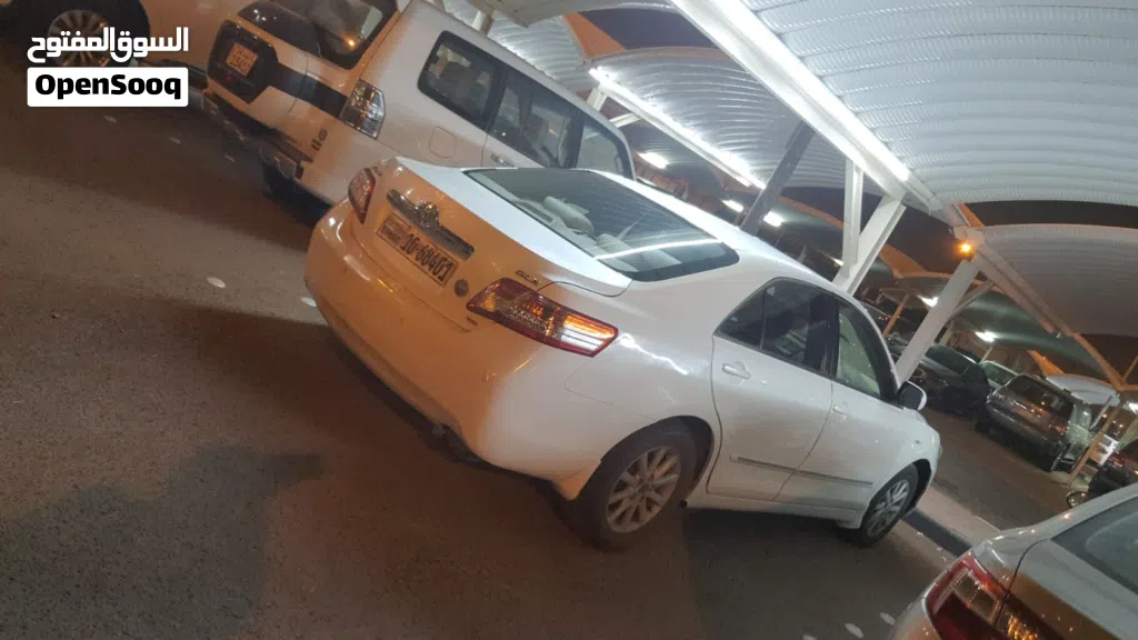 تويوتا كامري GLX
