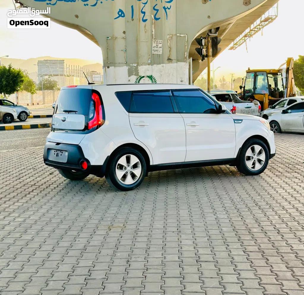 كيا سول LX