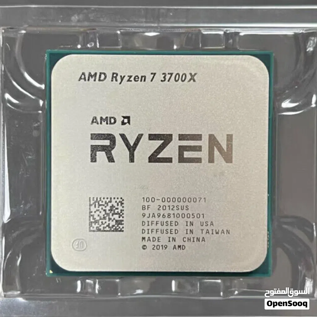 AMD RYZEN 7 3700X بحالة شبه جديد مع المبرد الاصلي و العلبة