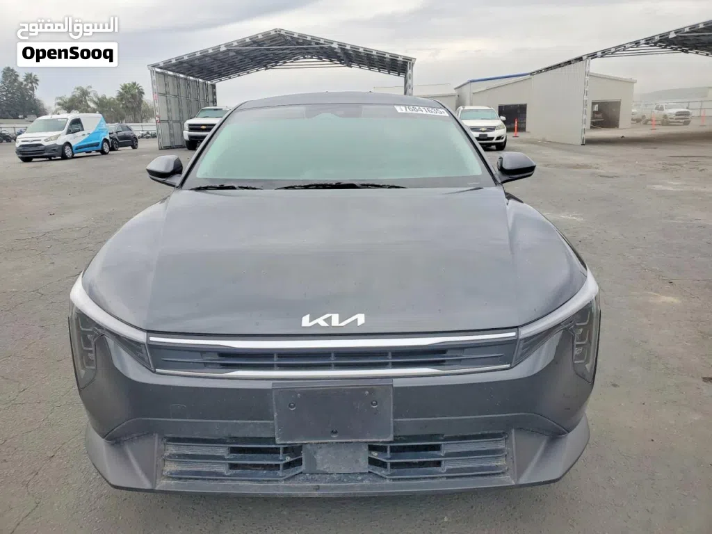 Kia K4 LX