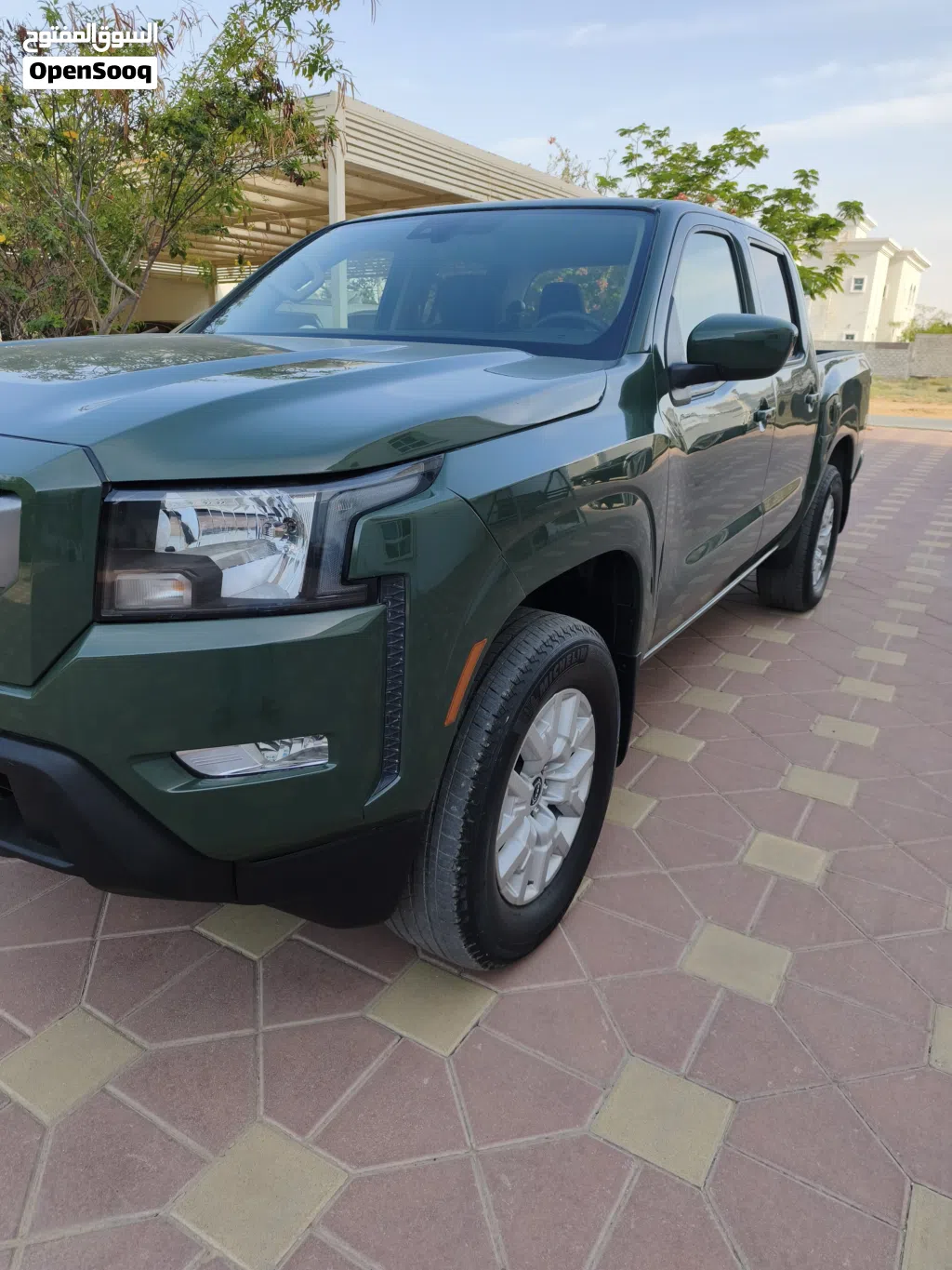 Nissan Frontier Crew Cab SV