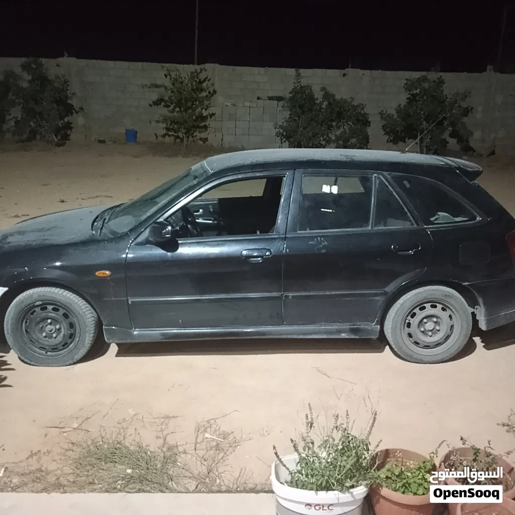 Mazda 323