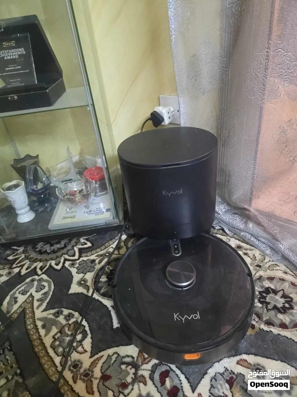 cleaning robot cubovac very less used