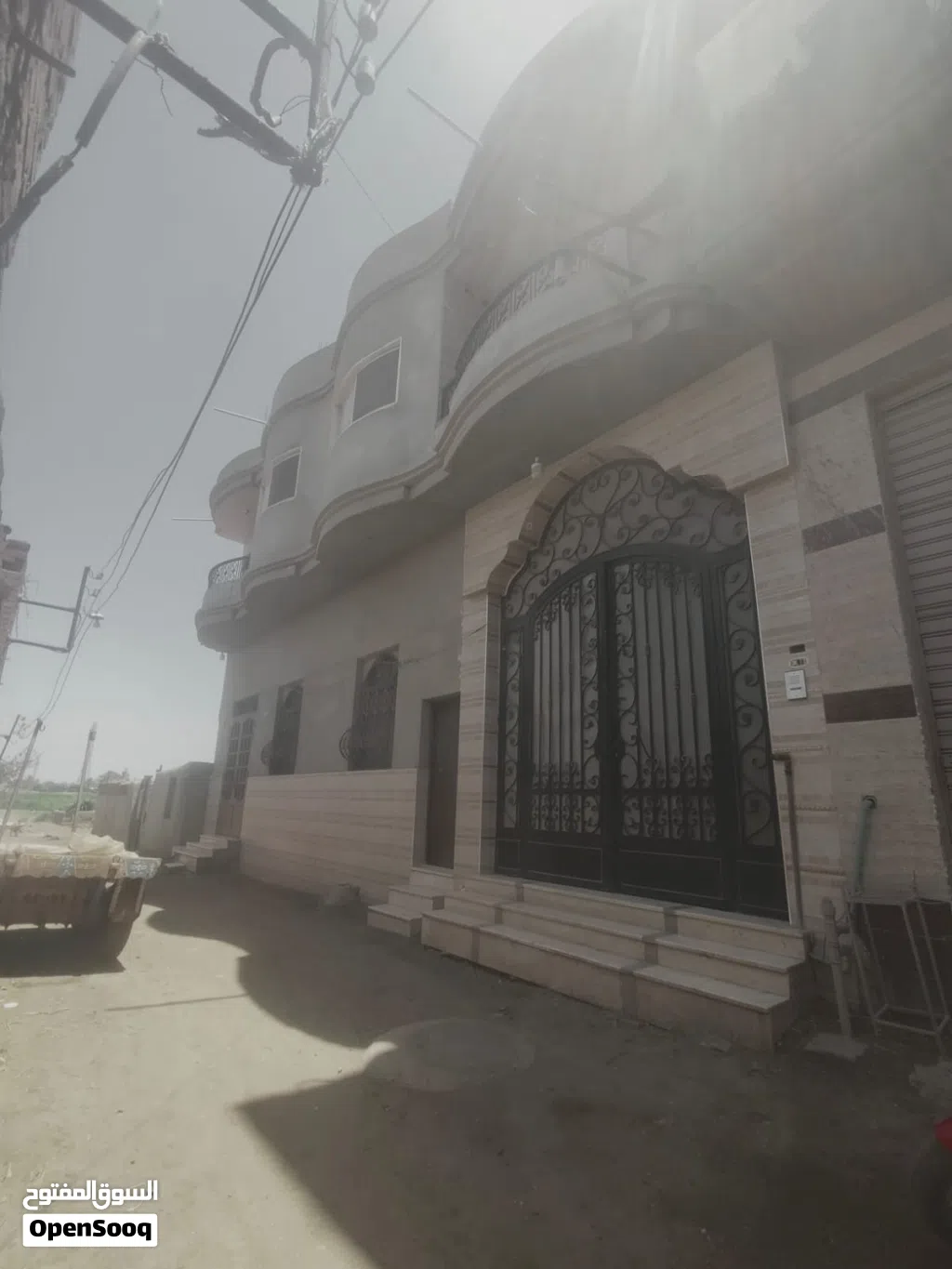 جراج 600متر للبيع