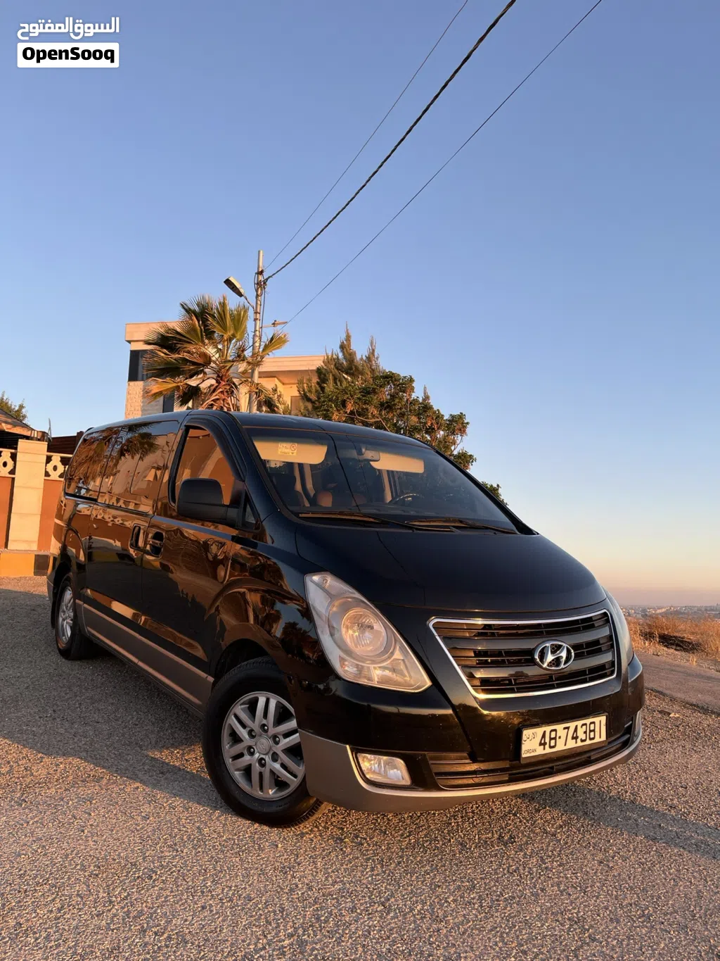 Hyundai H1 GLS Plus