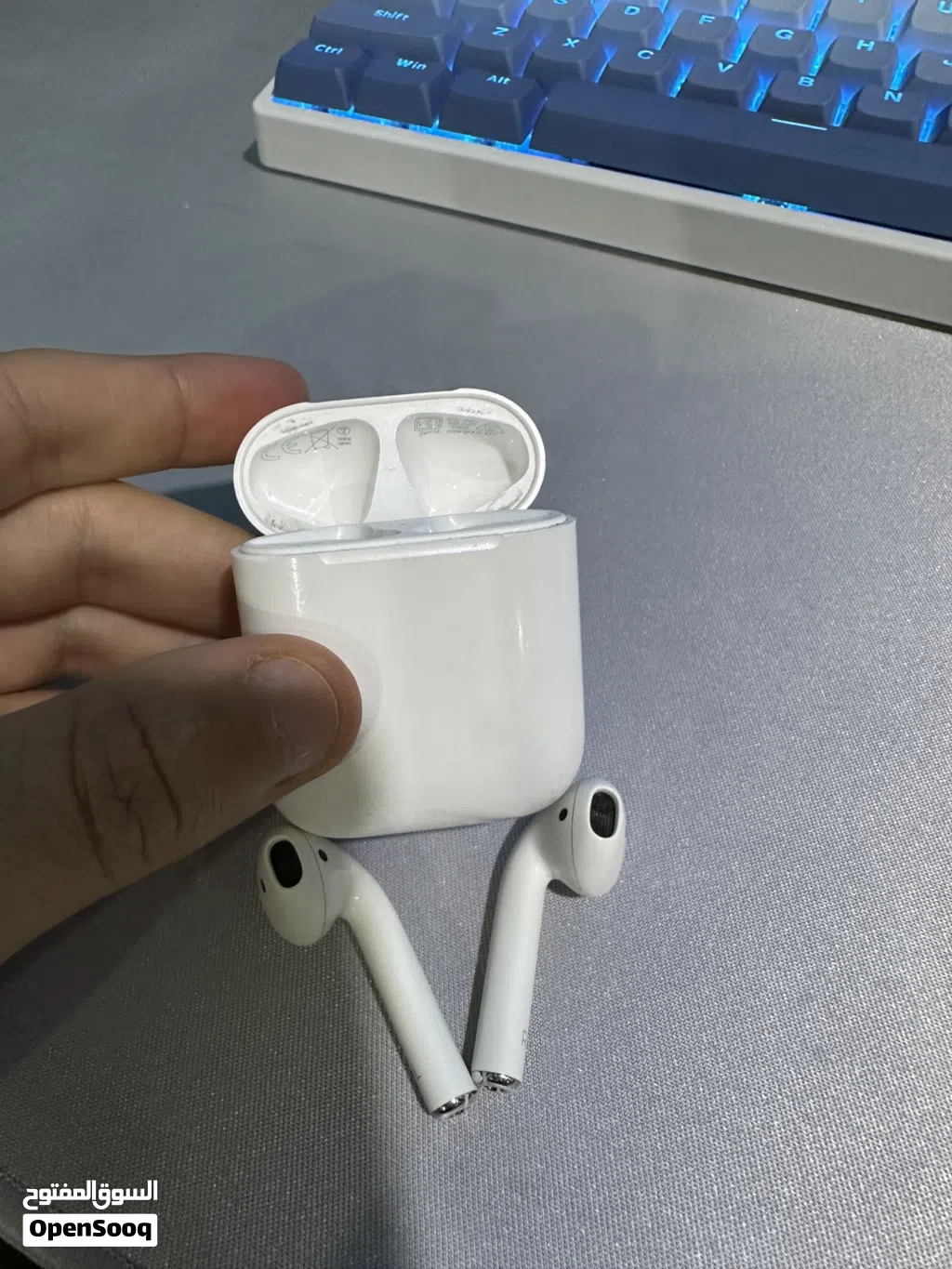 سماعات أبل إيربودز الجيل الثاني أصلية (Apple AirPods Gen 2) مع كفر حماية