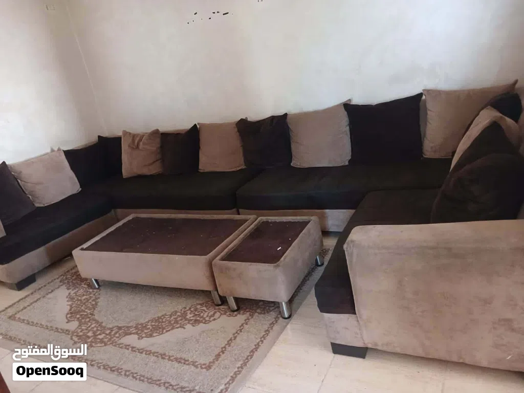 كورنر تفصيل للبيع بسعر مغري