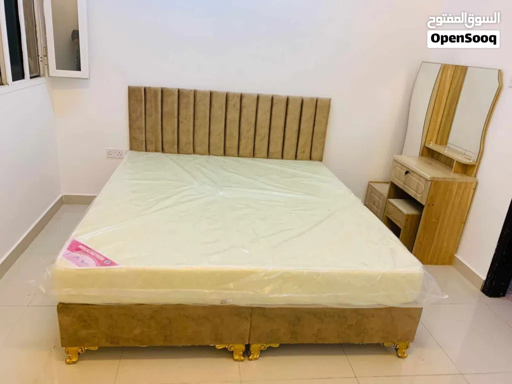 Double bed with mattress