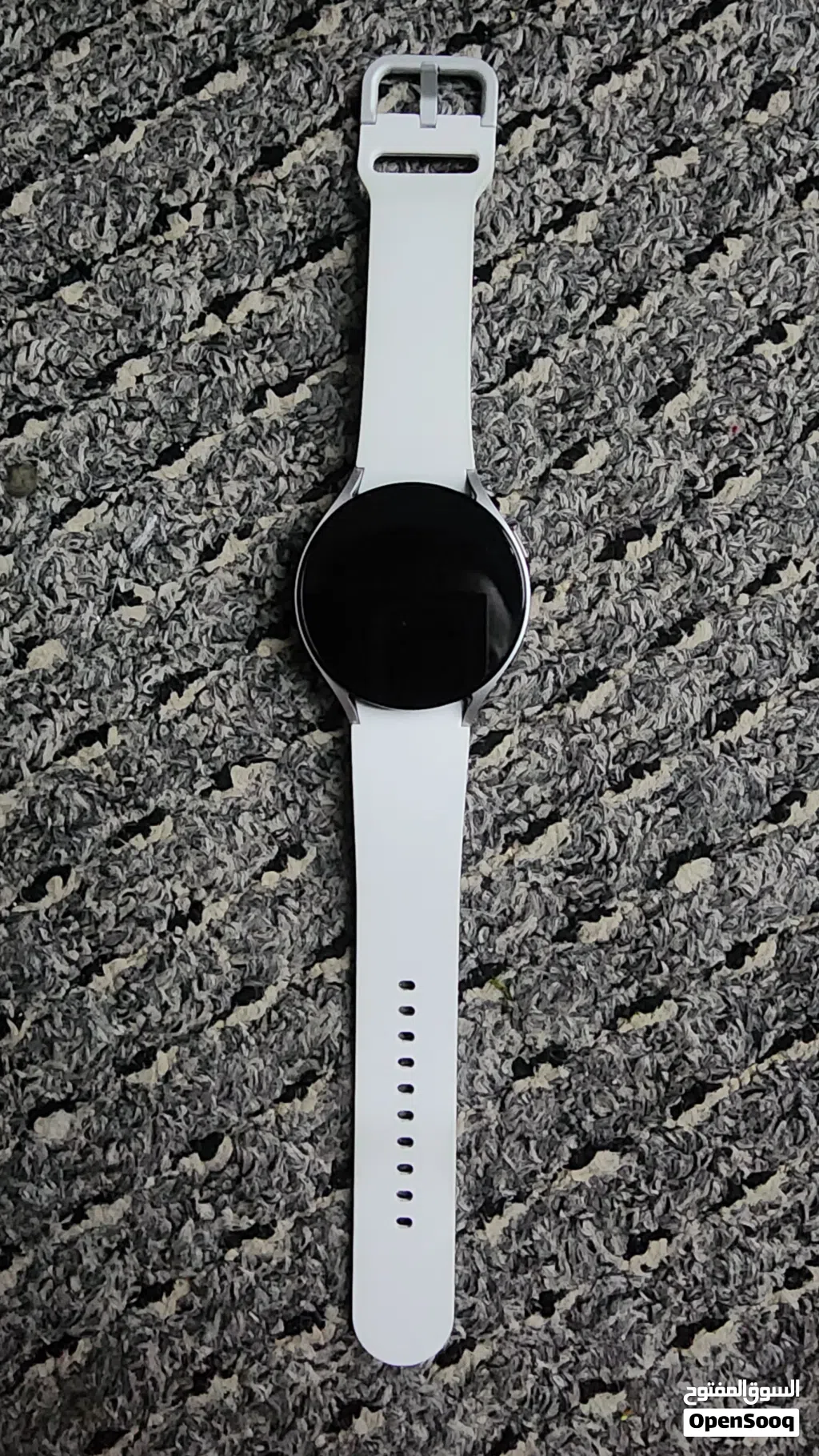 ساعة سامسونج جالاكسي واتش 5 (Galaxy Watch 5) نظيفة 100% مع كامل الملحقات