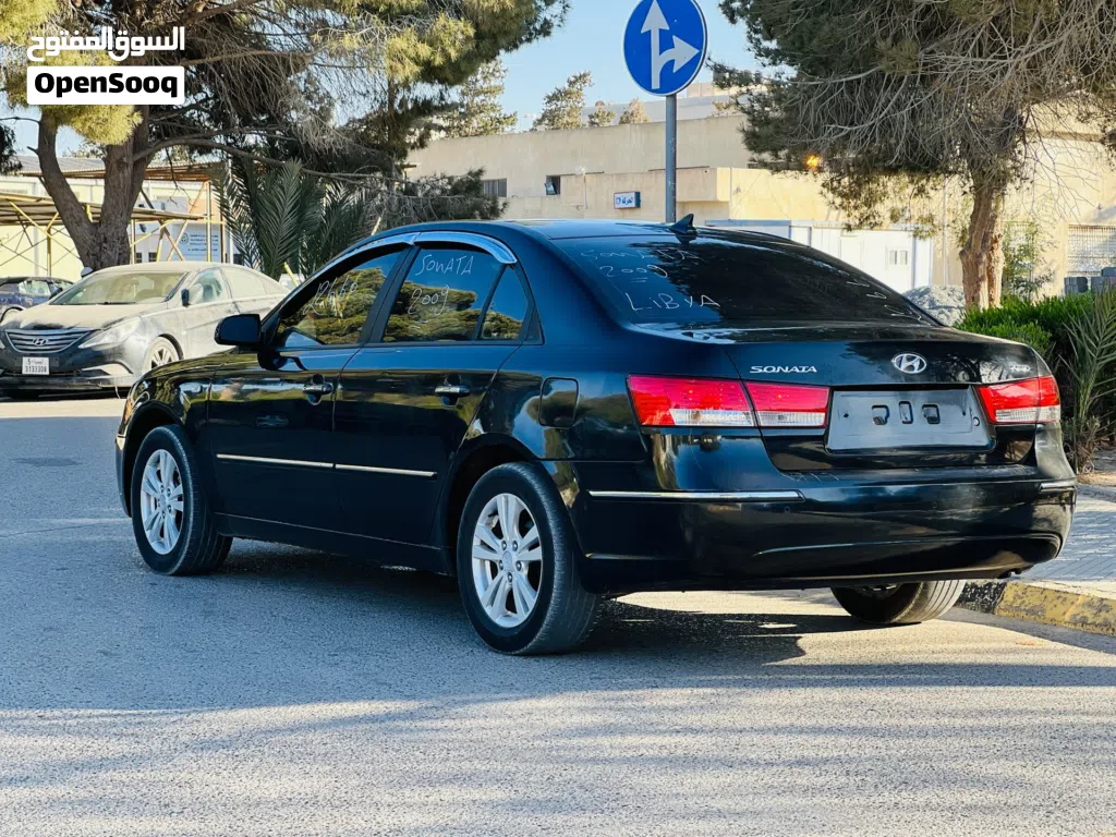 هيونداي سوناتا Blue