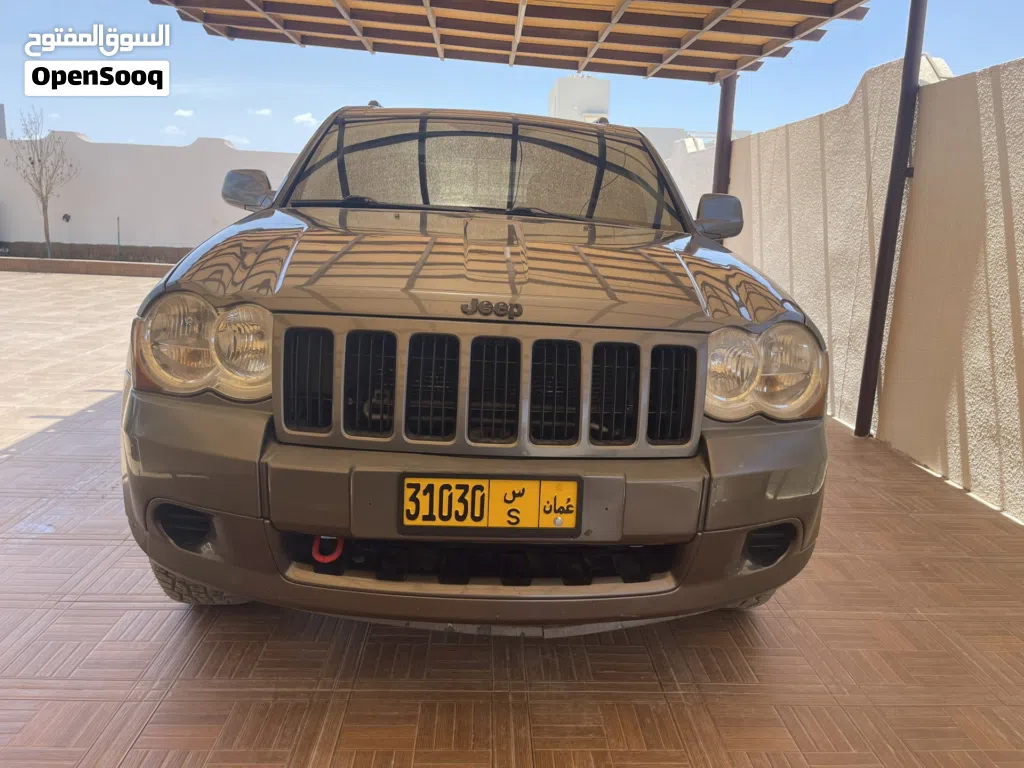 Jeep Grand Cherokee Laredo