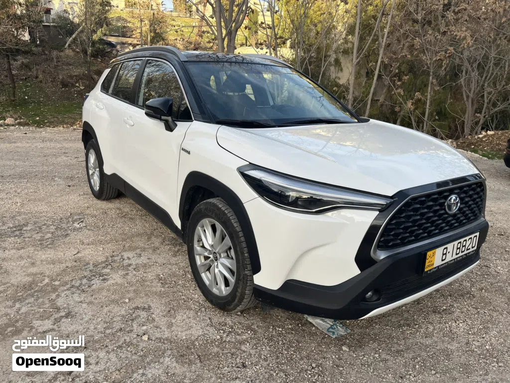 تويوتا كورولا Hybrid