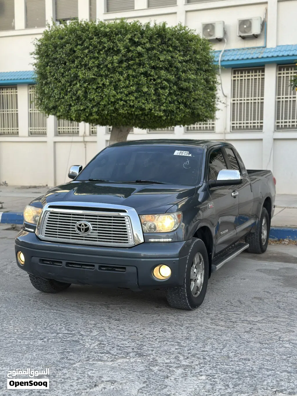 Toyota Tundra Limited