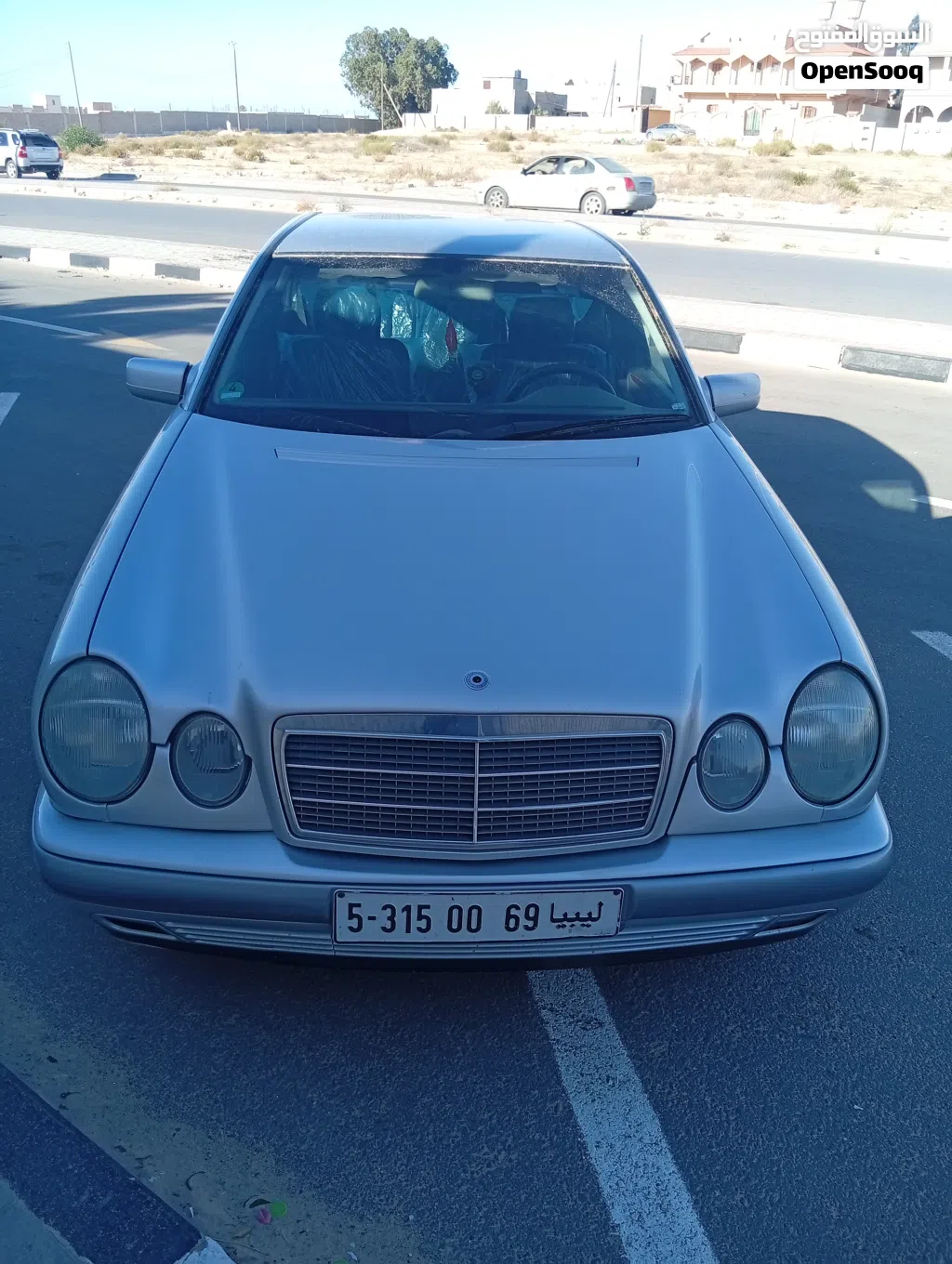 Mercedes Benz E-Class E 200