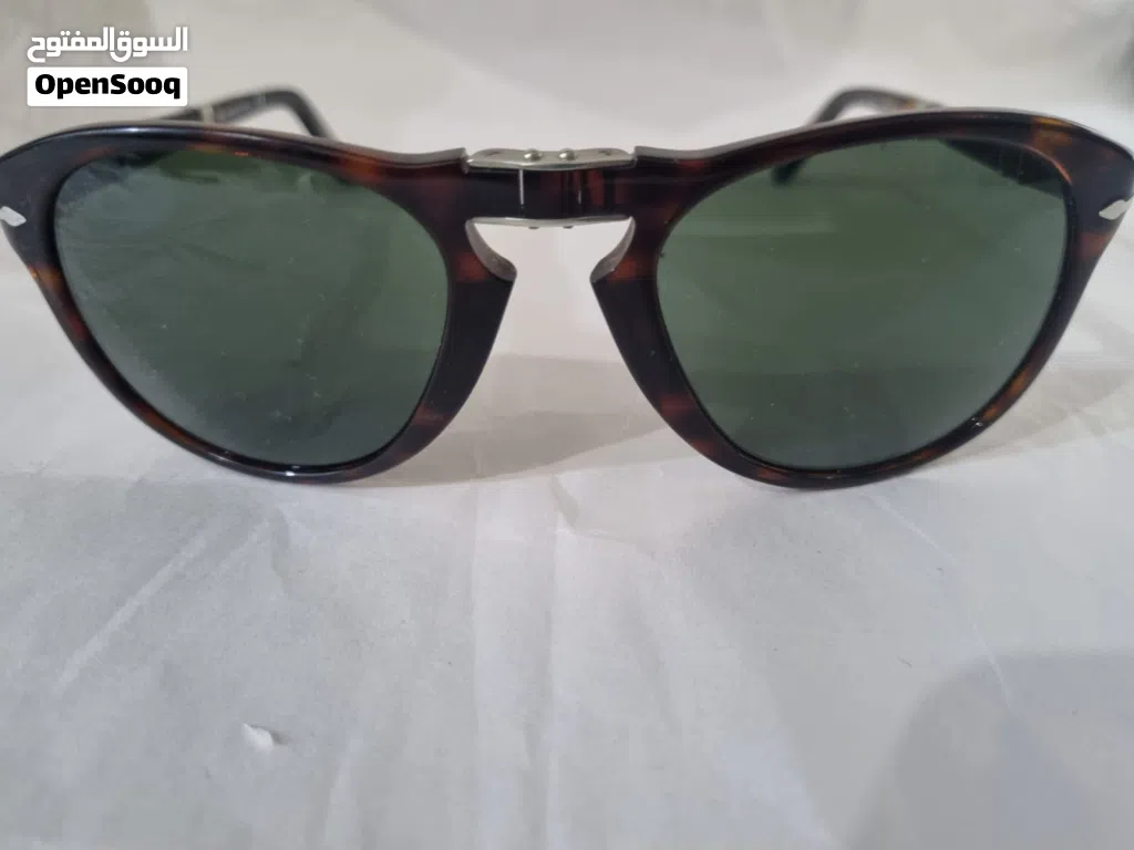 Iconic Persol 714 Folding Sunglasses – Havana & Crystal Green (Size 54)