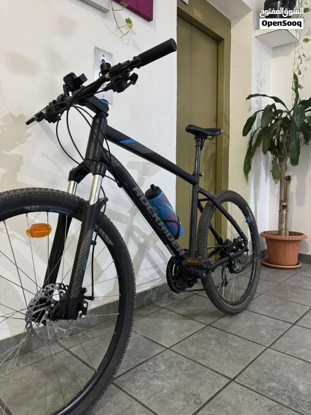 Rockrider ST 520 : 27.5 • B'TWIN Mega 36 rear derailleur. • Shimano rear cassette. XL