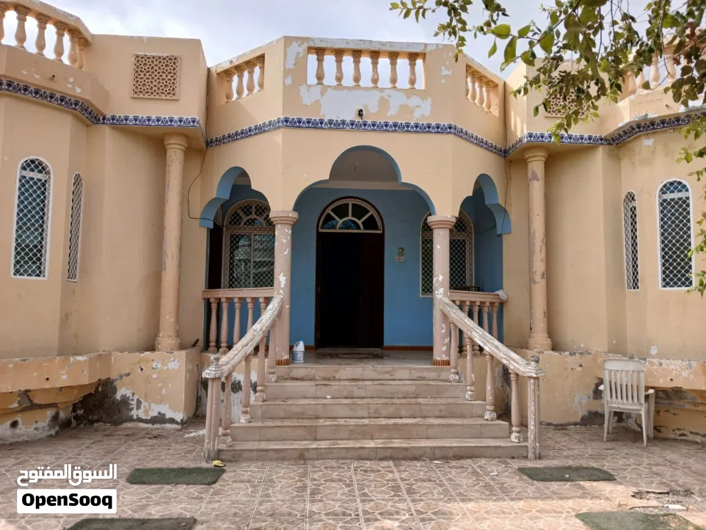 منزل للبيع في صحار الطريف