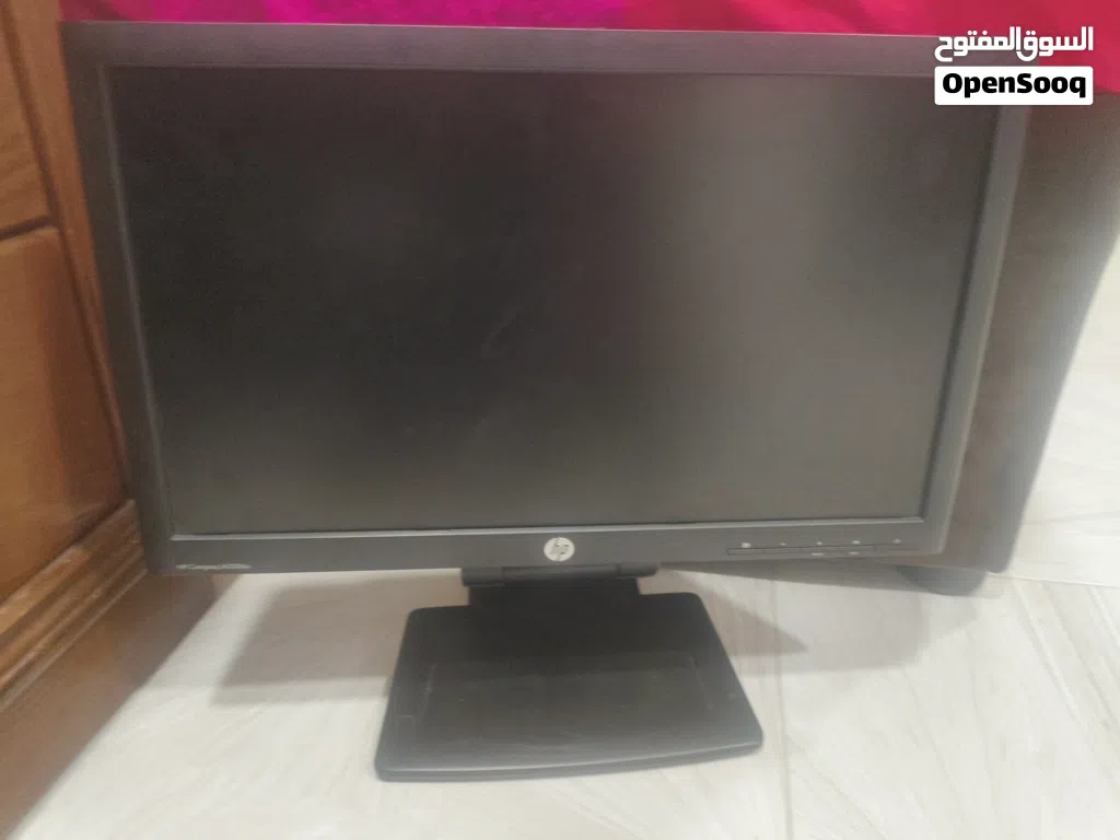 شاشه hp الوانها حلوه قابل للتفاوض
