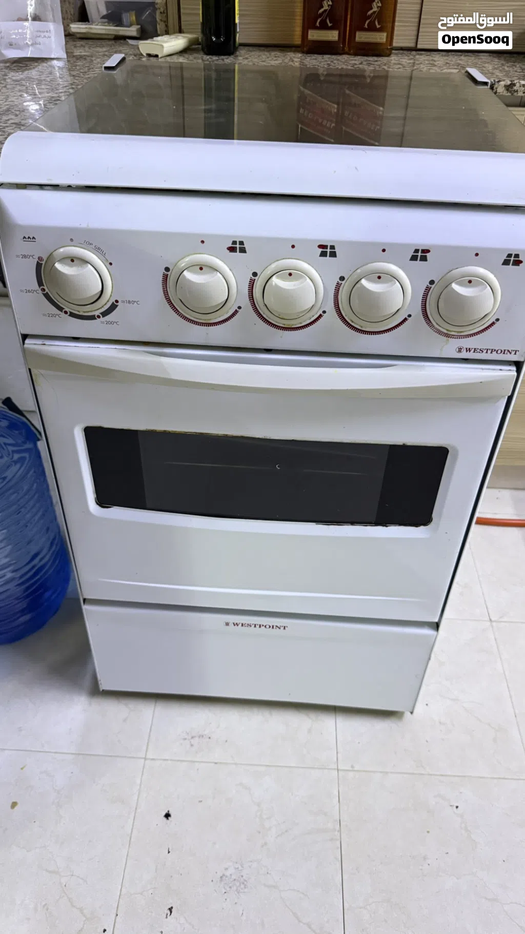 Four-burner gas stove