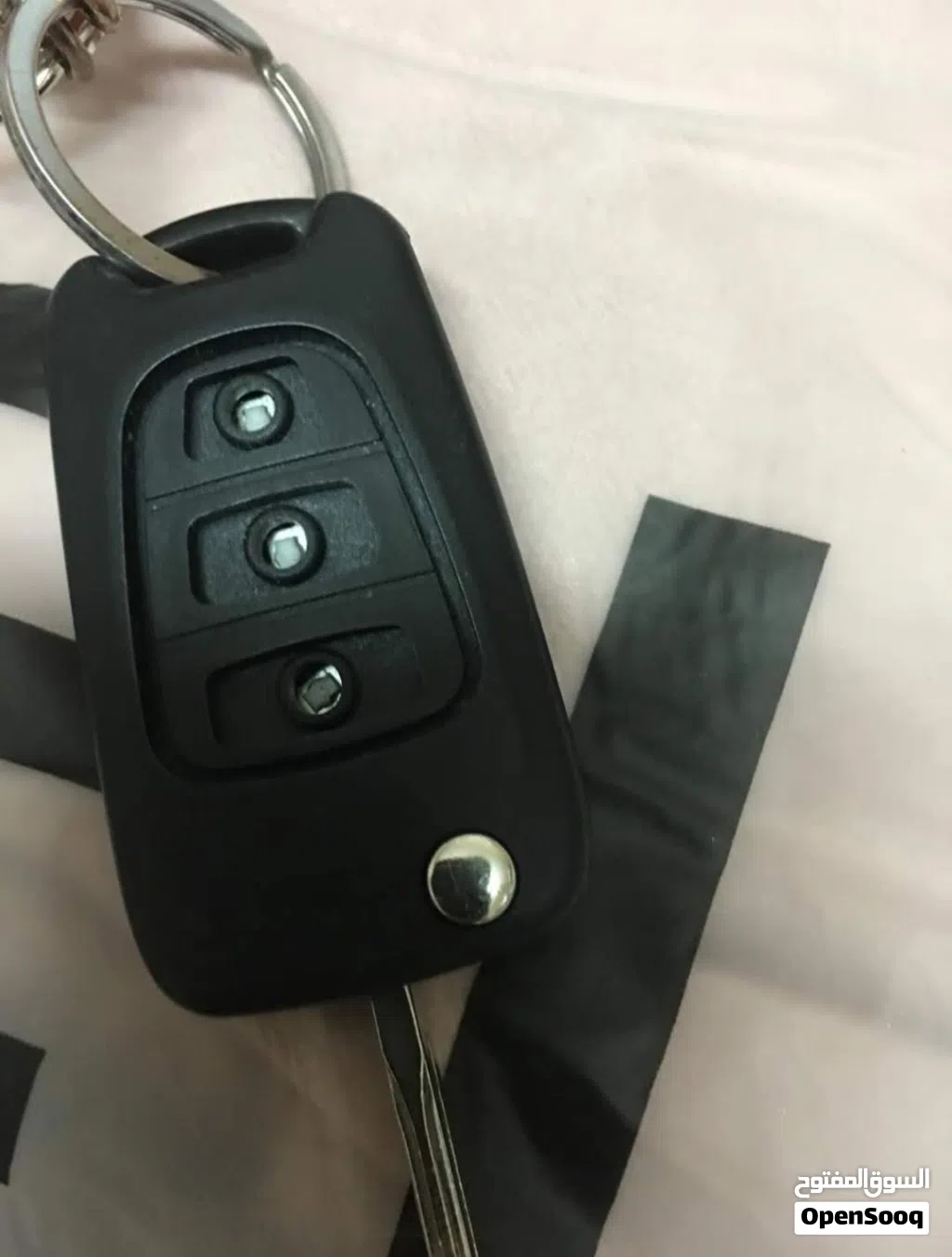 أزرار مفتاح السيارة لسيارات هيونداي وكيا Car key buttons for Hyundai and KIA cars