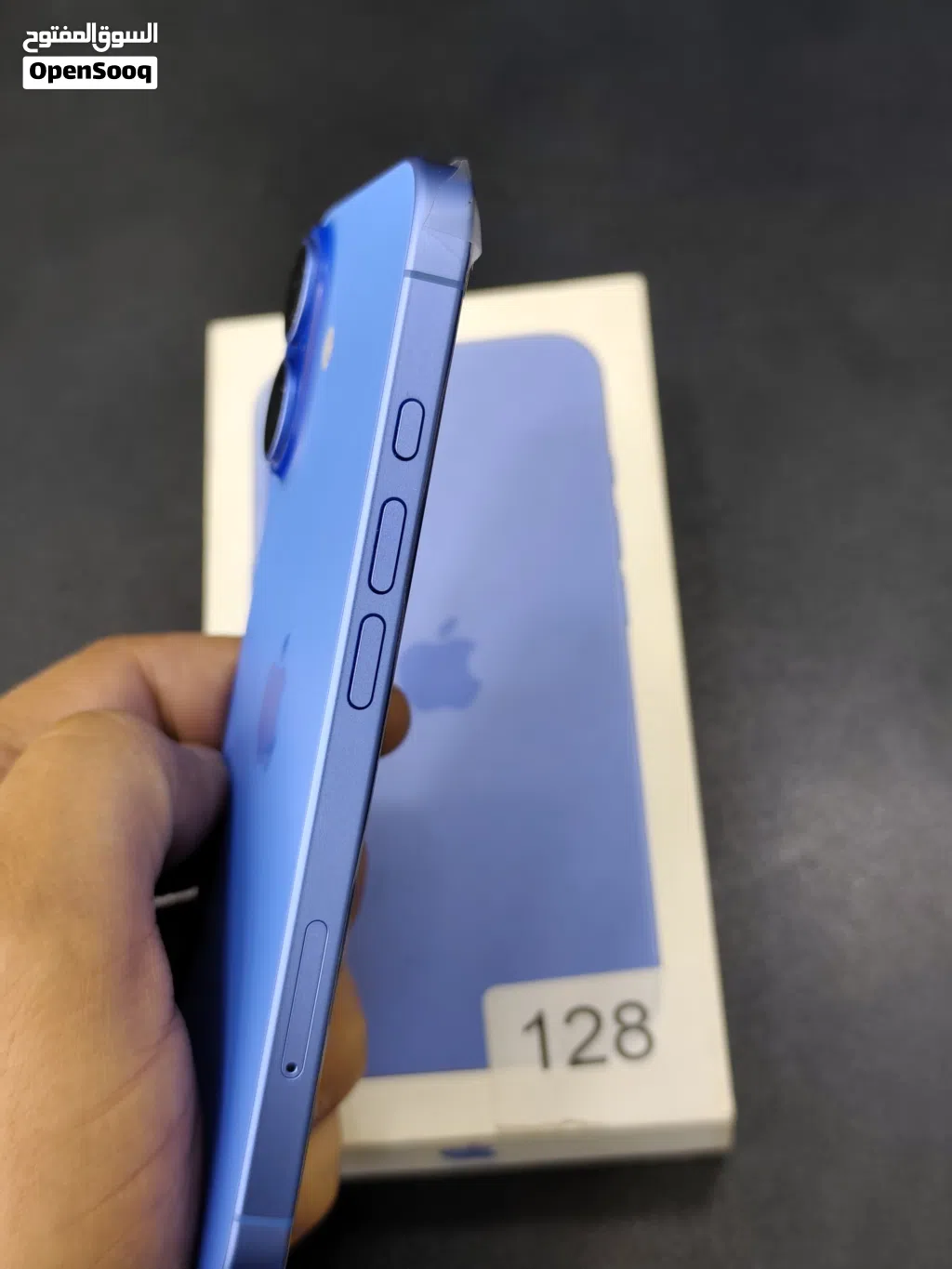 iphone 16 وارد شرق اوسط مع الكرتونه بحالة الجديد