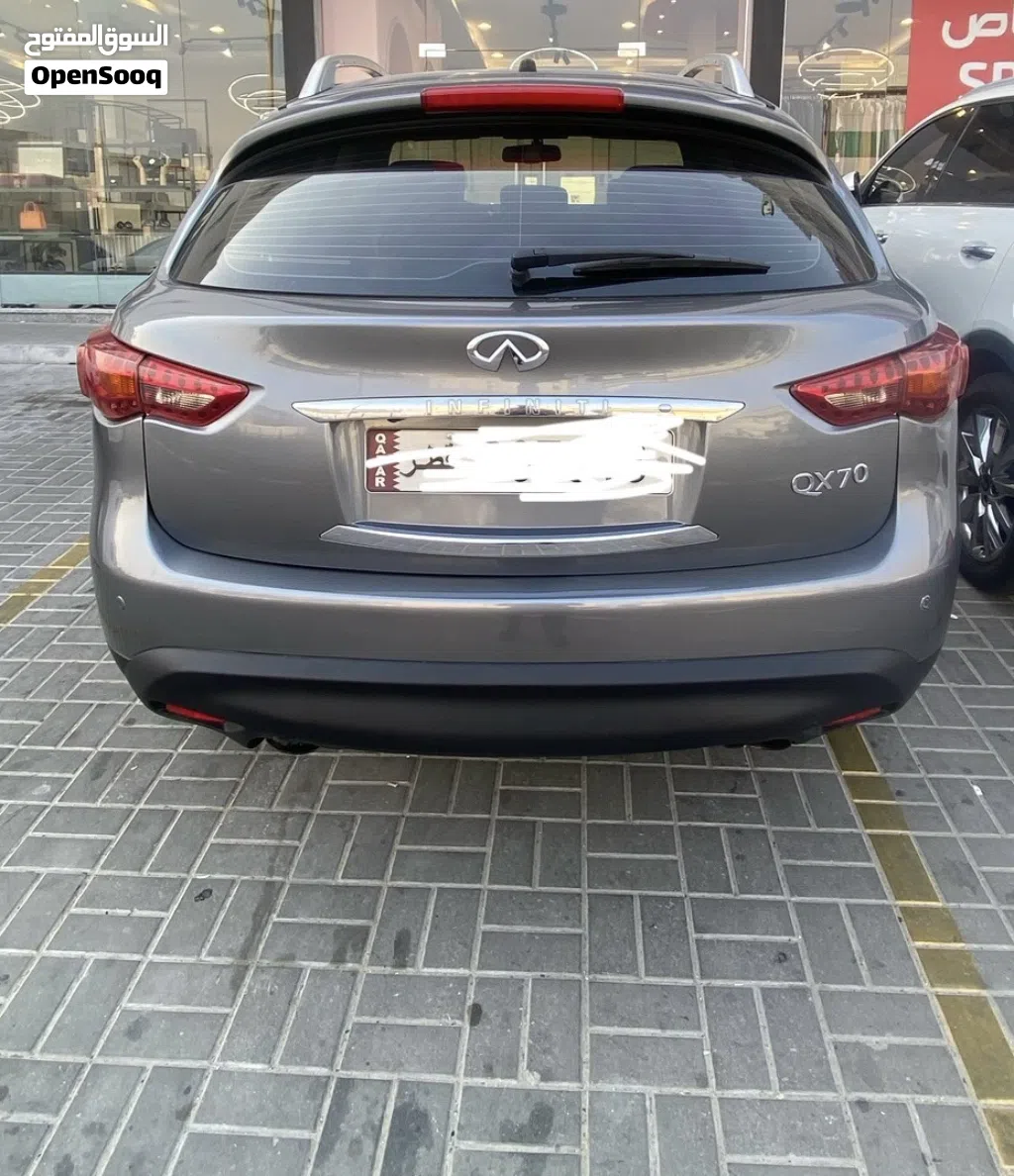 Infiniti QX70 Excellence