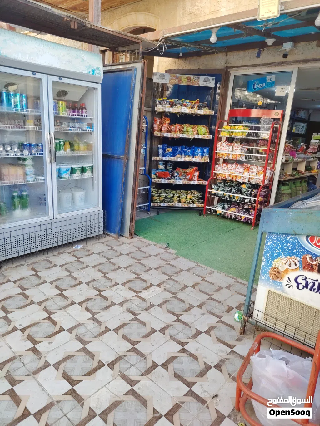 ميني ماركت للبيع