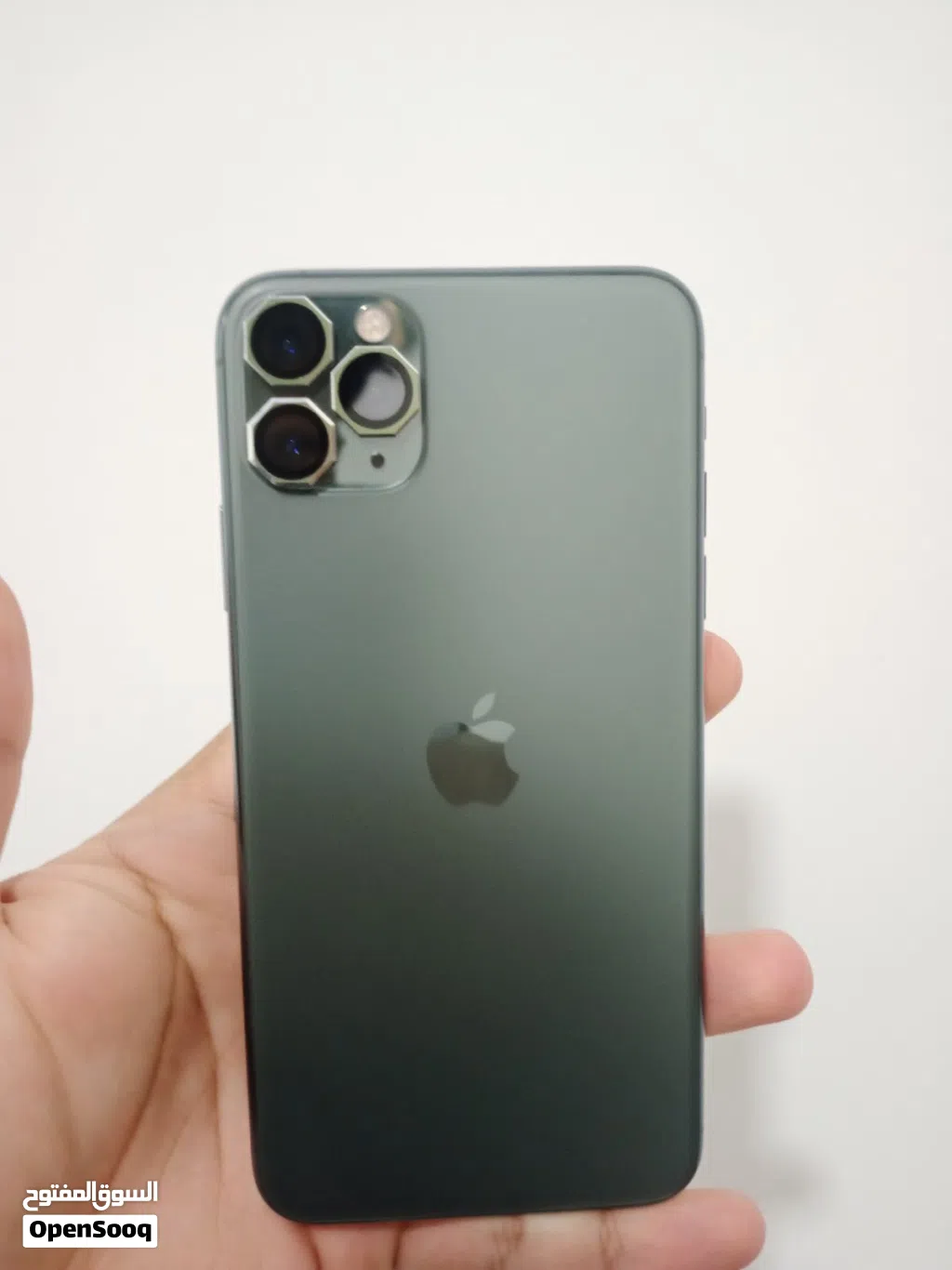 iPhone 11 Pro Max مراية كلشي ما مبدل بيه ما مفتوح على وضع الشركة بطارية 92 سعرة 370 بي مجال بسيط