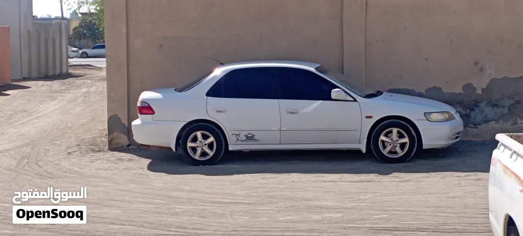 هوندا اكورد LX