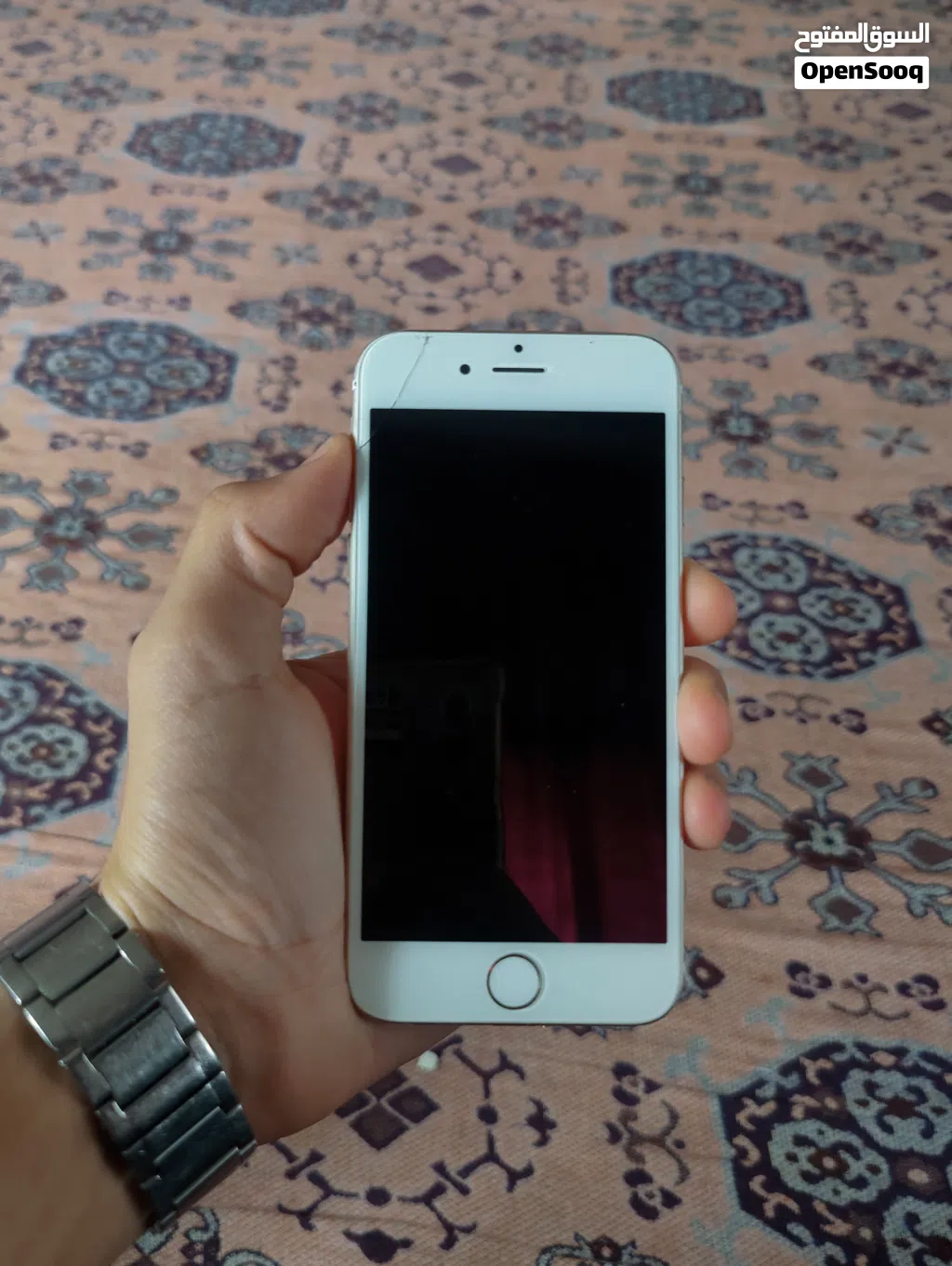 ايفون 6s عرطه جداً بسعر الشاشه فقط والسعر فخاااااااااااامه