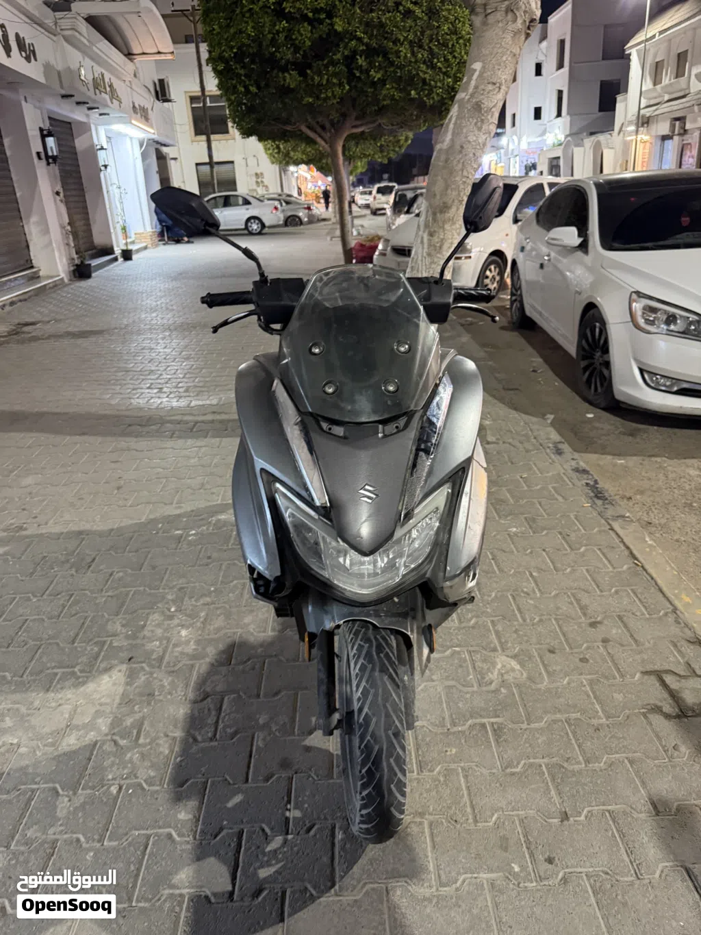 Suzuki Burgman 200