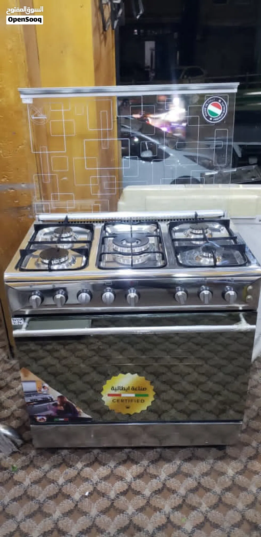 فرن مديم ايطالي نظيف جدا خمس عيون استيل ناقصة الكرتون