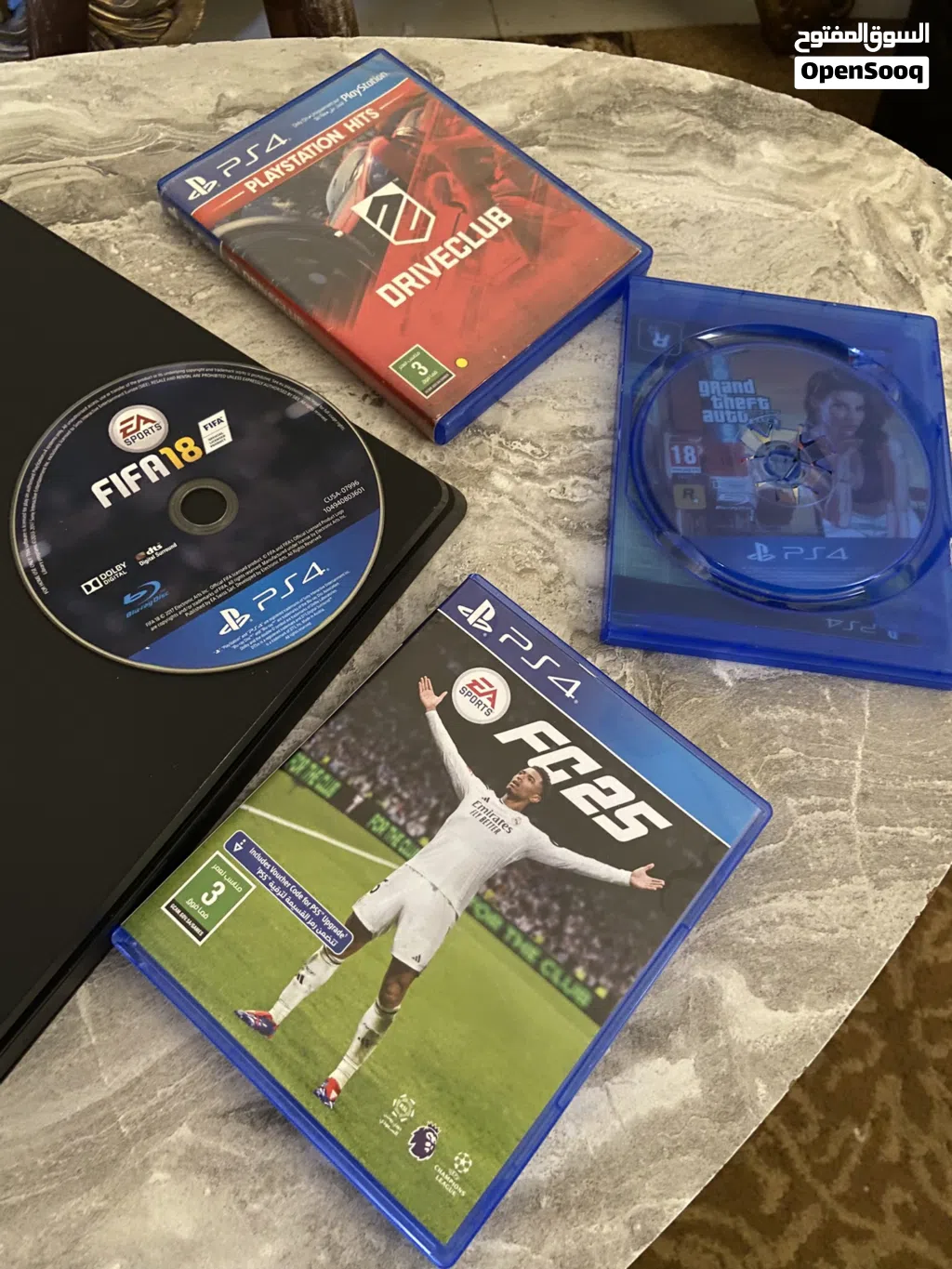 سيديات ps4 للبيع اقرأ الوصف