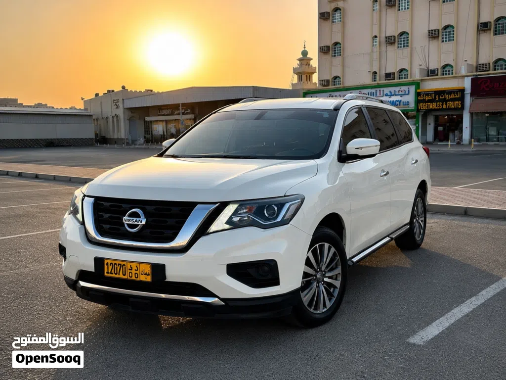 Nissan Pathfinder S