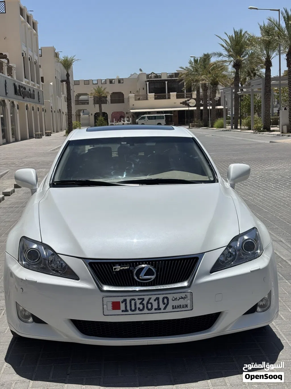 لكزس IS IS 300