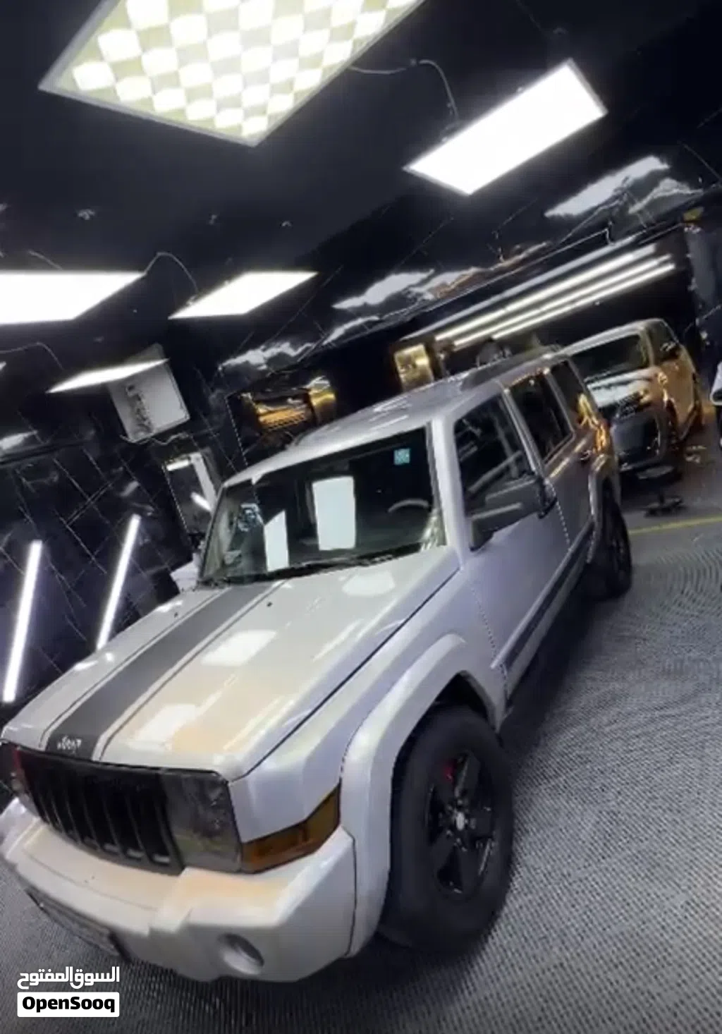 Jeep Commander Standard
