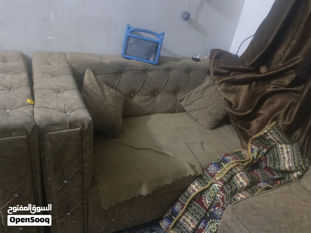 السلام عليكم تخم عراقي مستعمل 8مقاعد