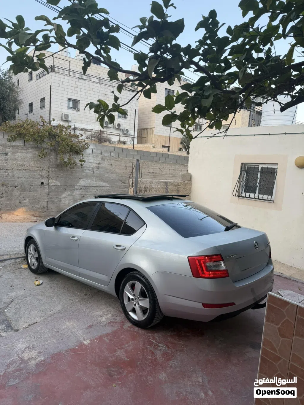 سكودا اوكتافيا Standard