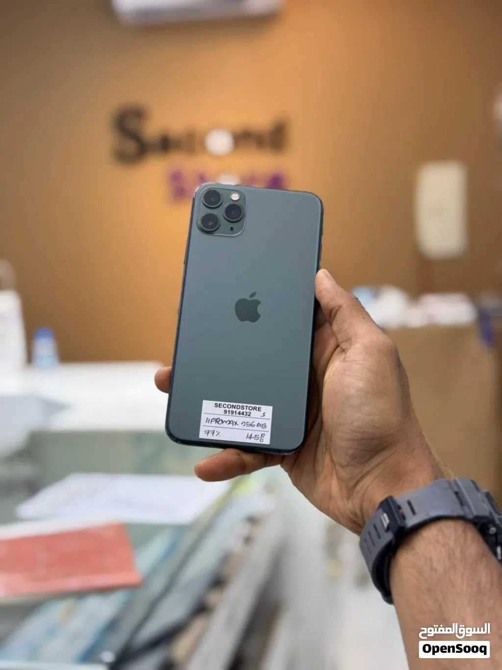 iPhone 11 Pro Max 256 GB Fine condition device - All good performance