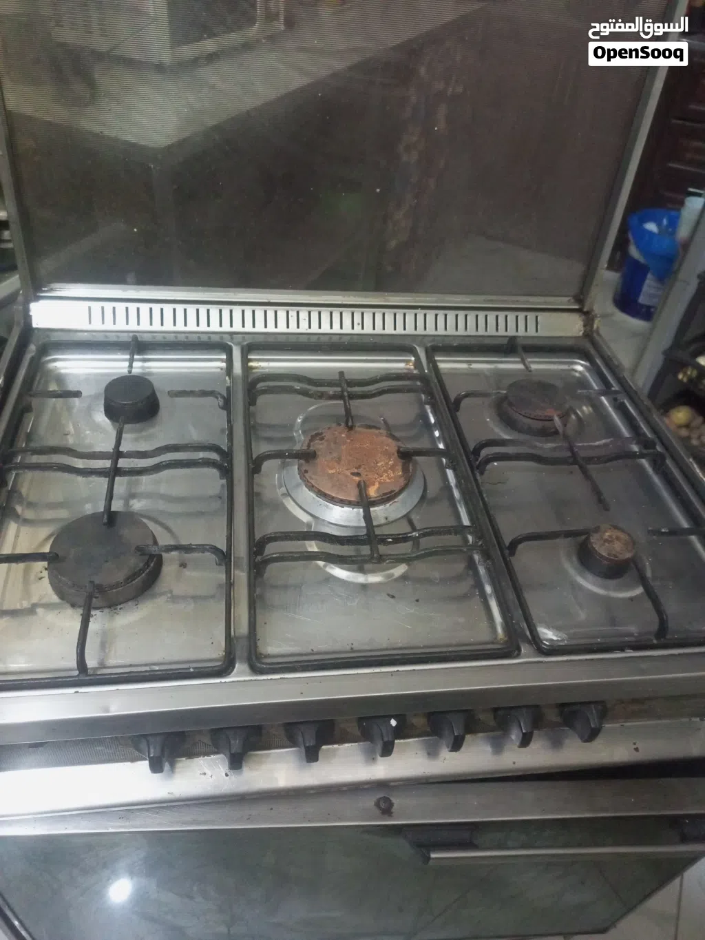 غاز للبيع مستعمل خمس عيون مع فرن