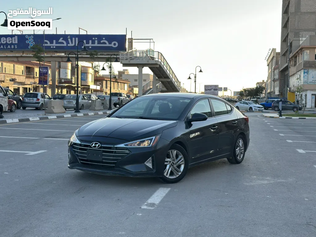Hyundai Elantra GL