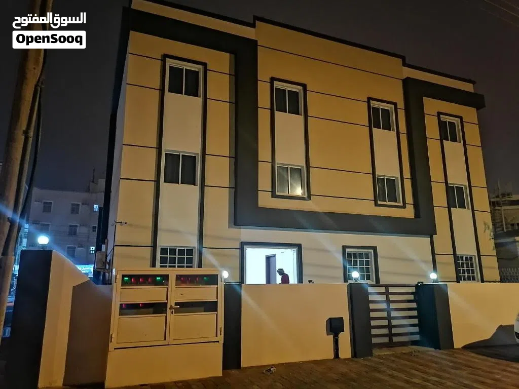 شقق للإيجار ف صلاله أسعار تنافسيه