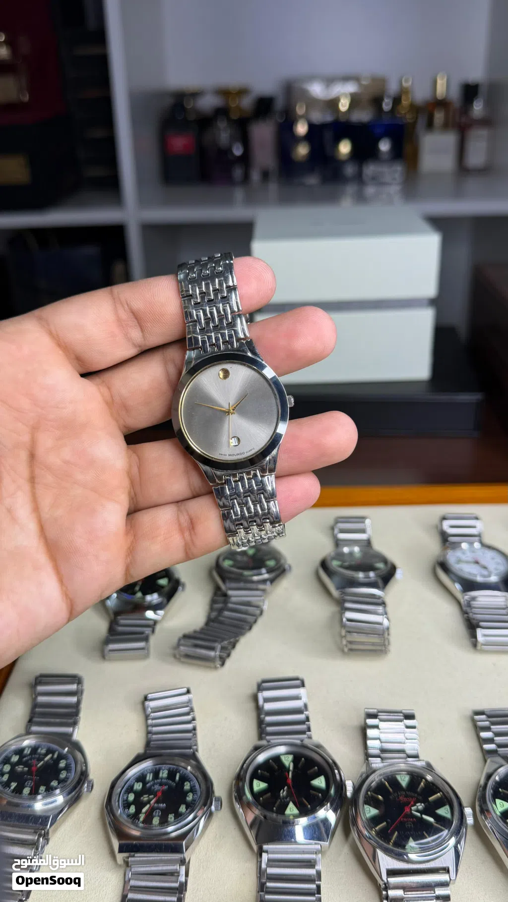ساعة موفادو كالجديد نضافة 90%. Movado watch like new quartz.