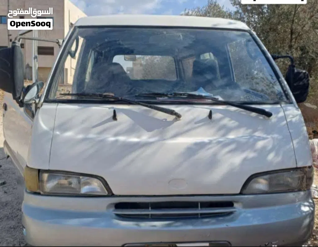Hyundai H 100