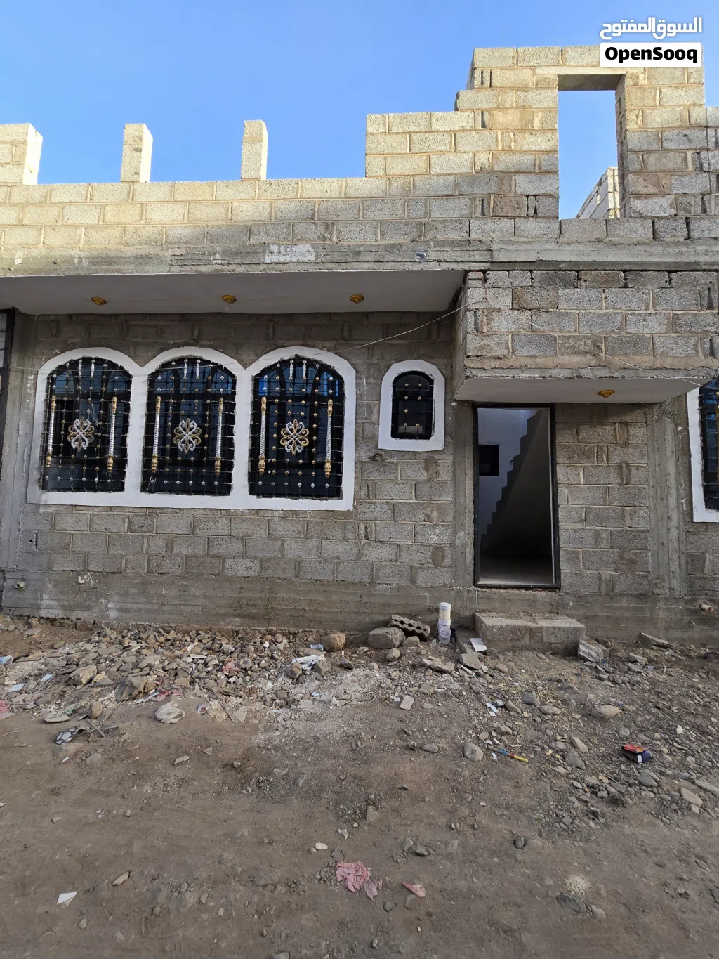 منزل للبيع جوار السوق وبسعر مغري جدا 15مليون فقط