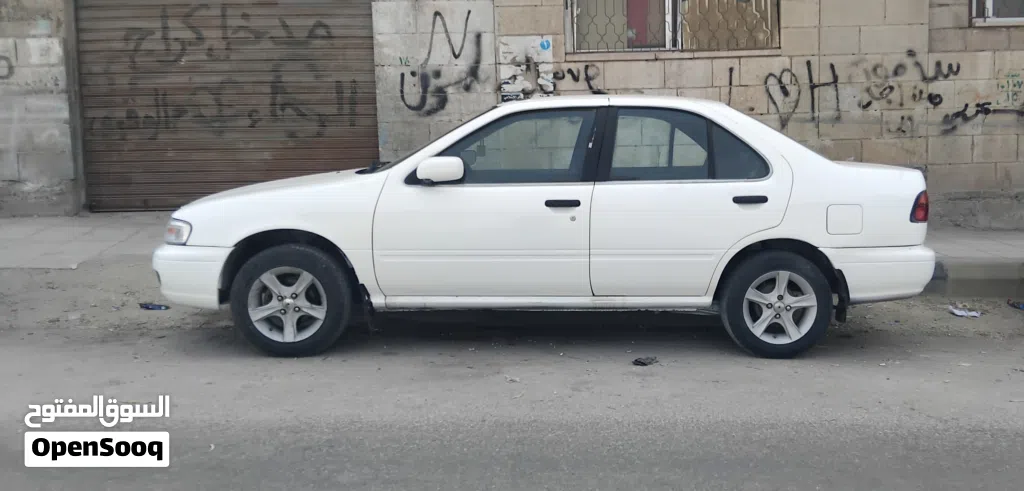 Nissan Sunny S