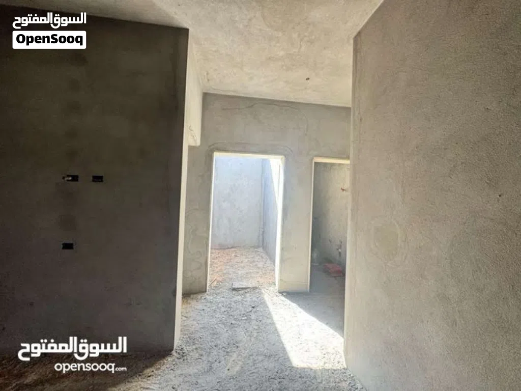 للبيع شقة صغيرة حديثة السراج