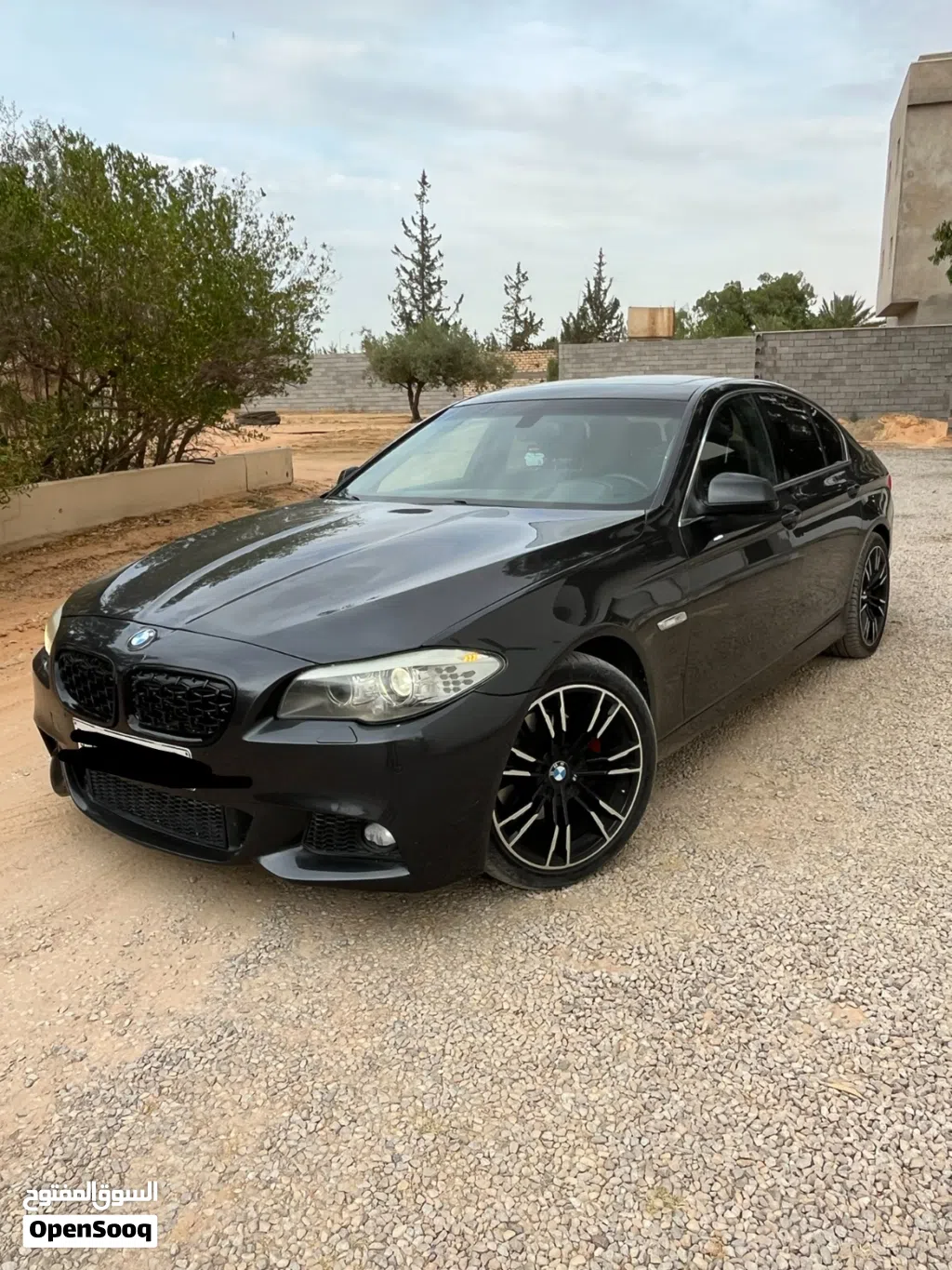 بي ام دبليو الفئة 5 528