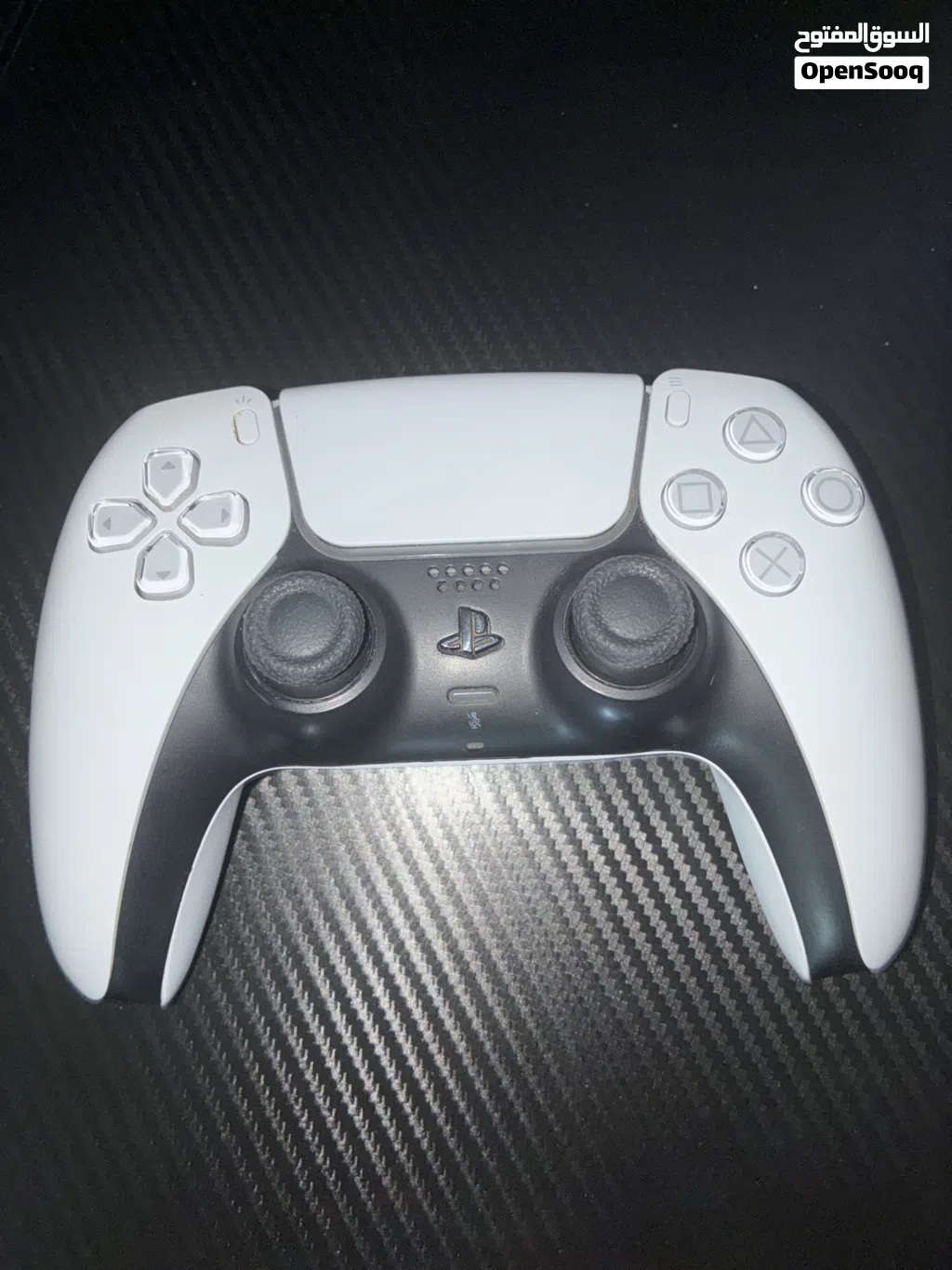 PS5 controller